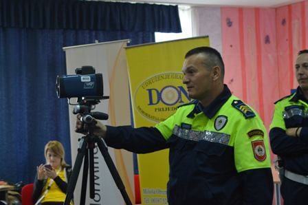 policija 2